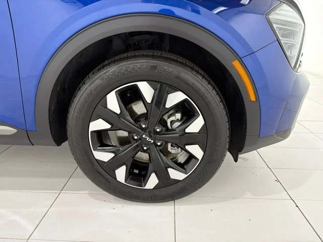 Used 2024 Sapphire Blue Kia X-Line image 45