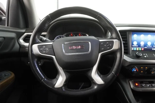 Used 2020 RED GMC SLE image 20