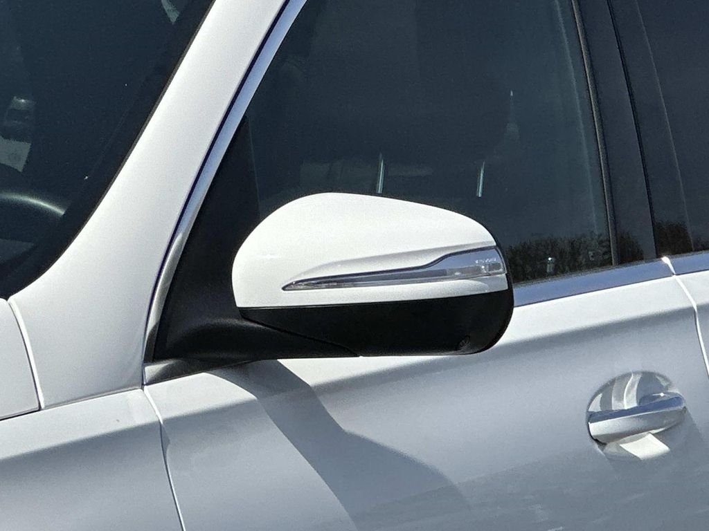 Certified Used 2025 Polar White Mercedes-Benz GLE 350 image 2