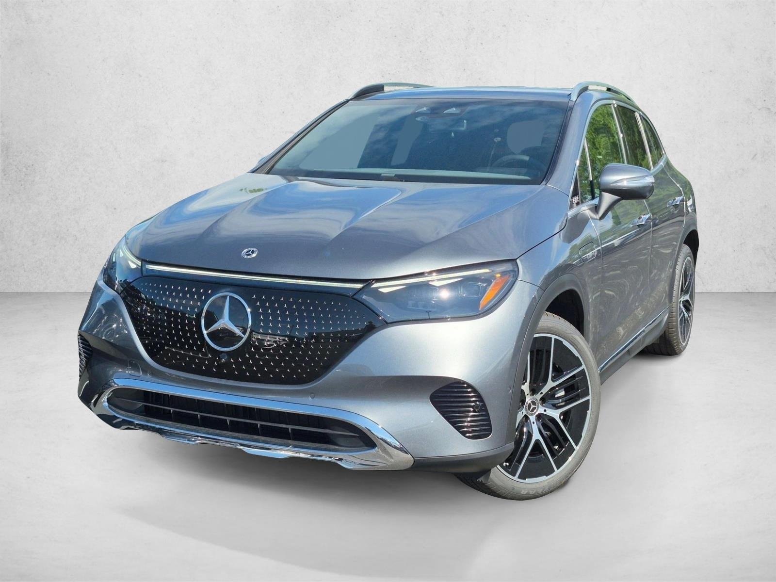 New 2026 Selenite Grey Metallic Mercedes-Benz EQE320 image 1