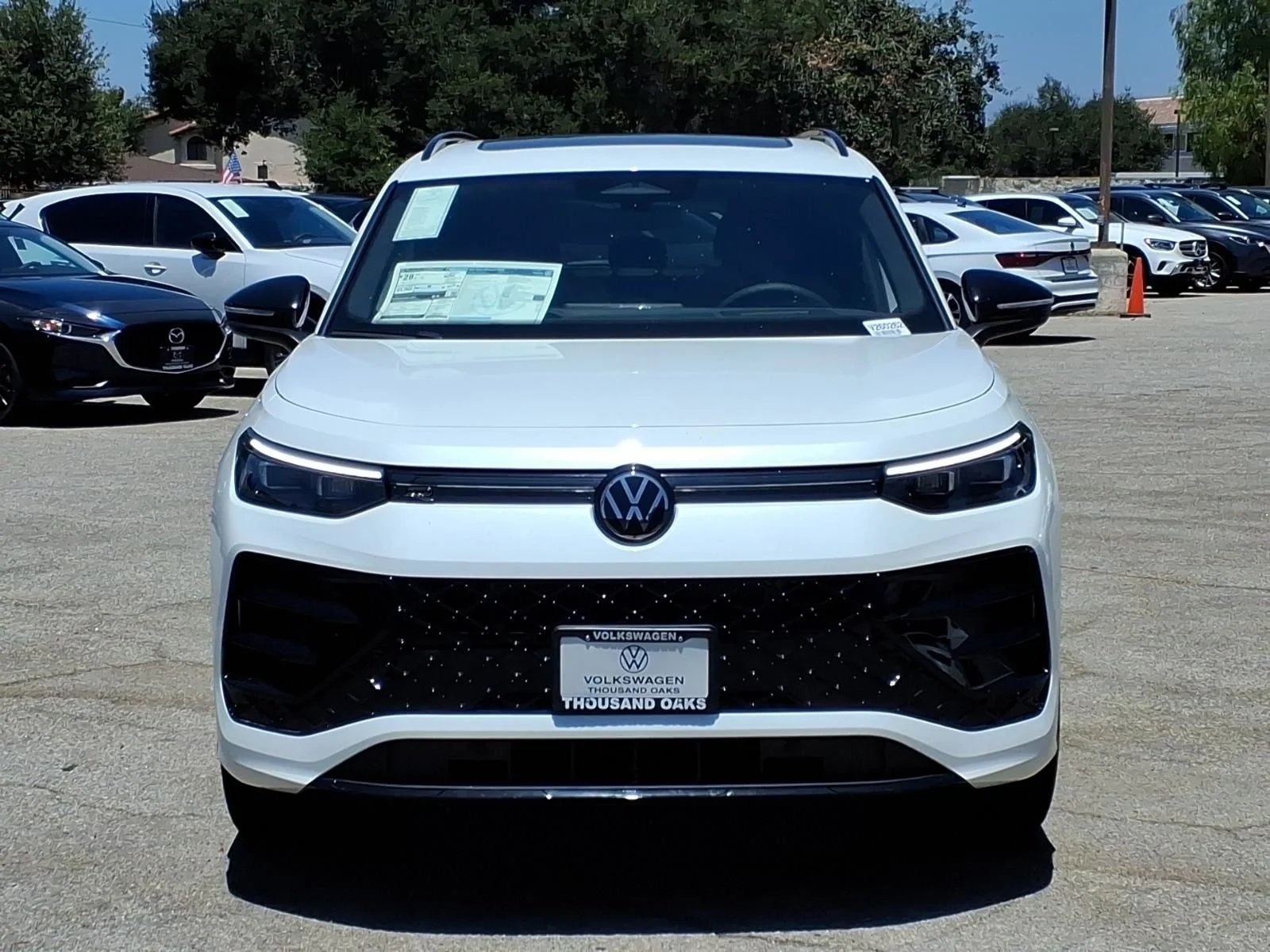 New 2026 Opal White Pearl Volkswagen 2.0T SE image 2