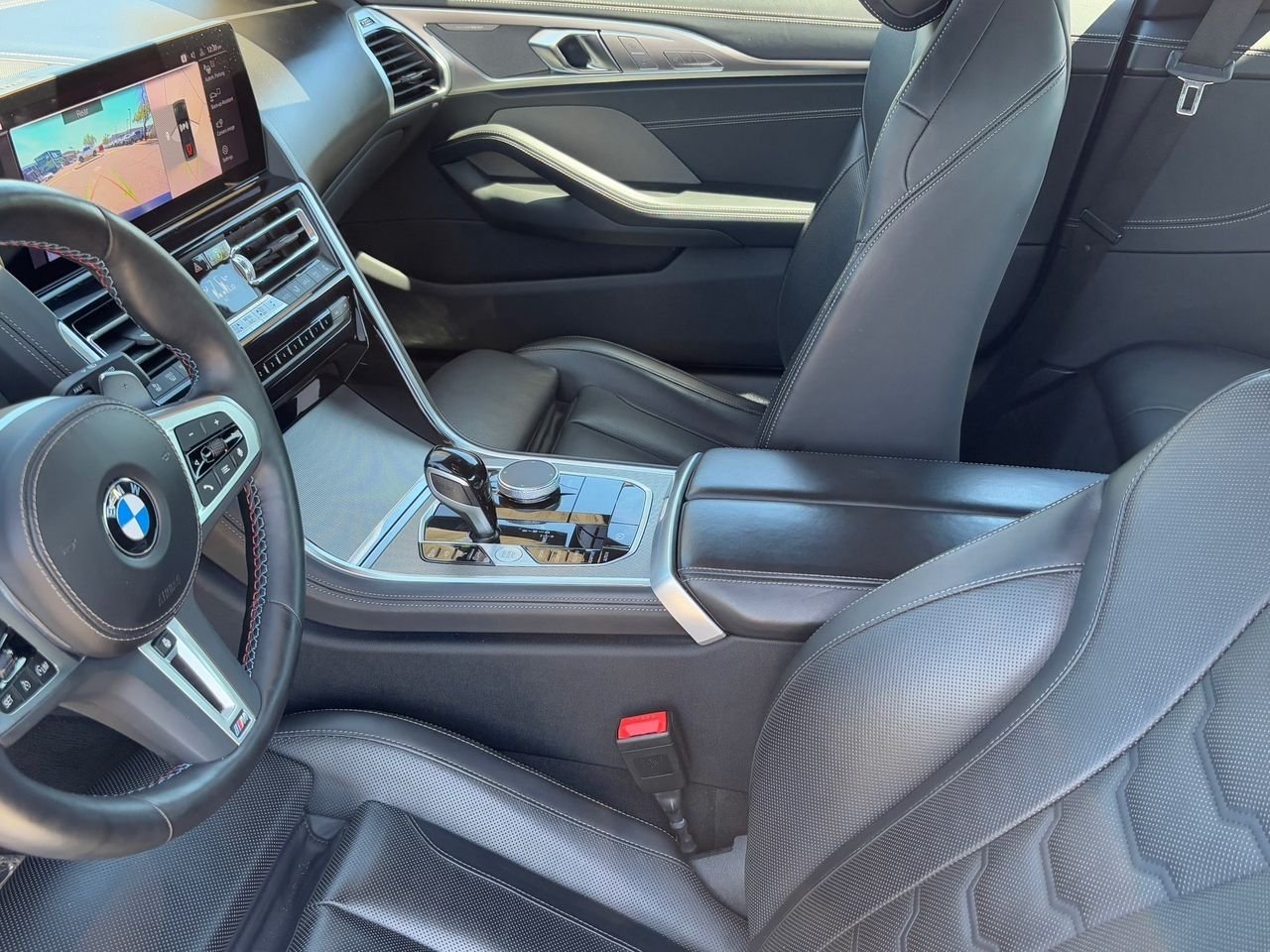 2024 BMW 8 Series M850i - Photo 16