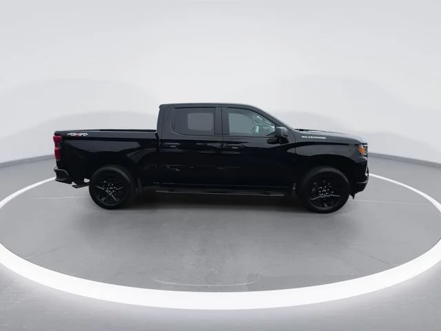 Used 2026 Black Chevrolet Custom image 9