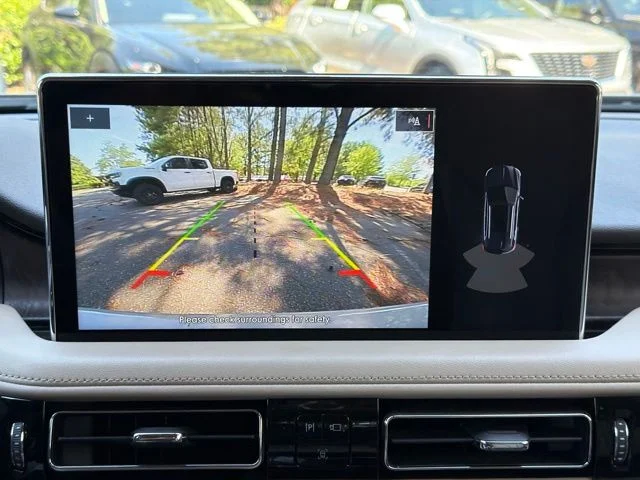 Used 2021 White Lincoln Reserve image 16