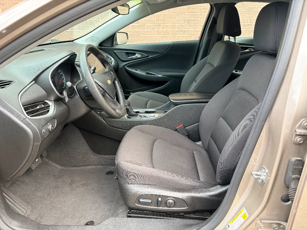 Used 2023 Gray Metallic Chevrolet LT image 11