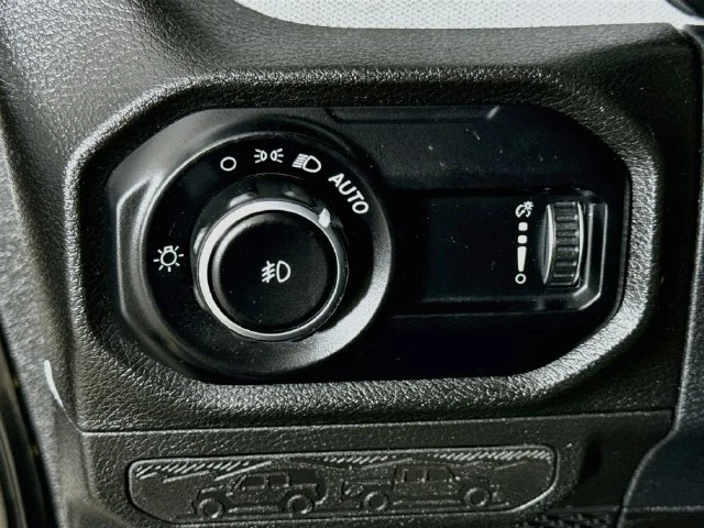 Used 2024 Black Jeep Sport S image 10