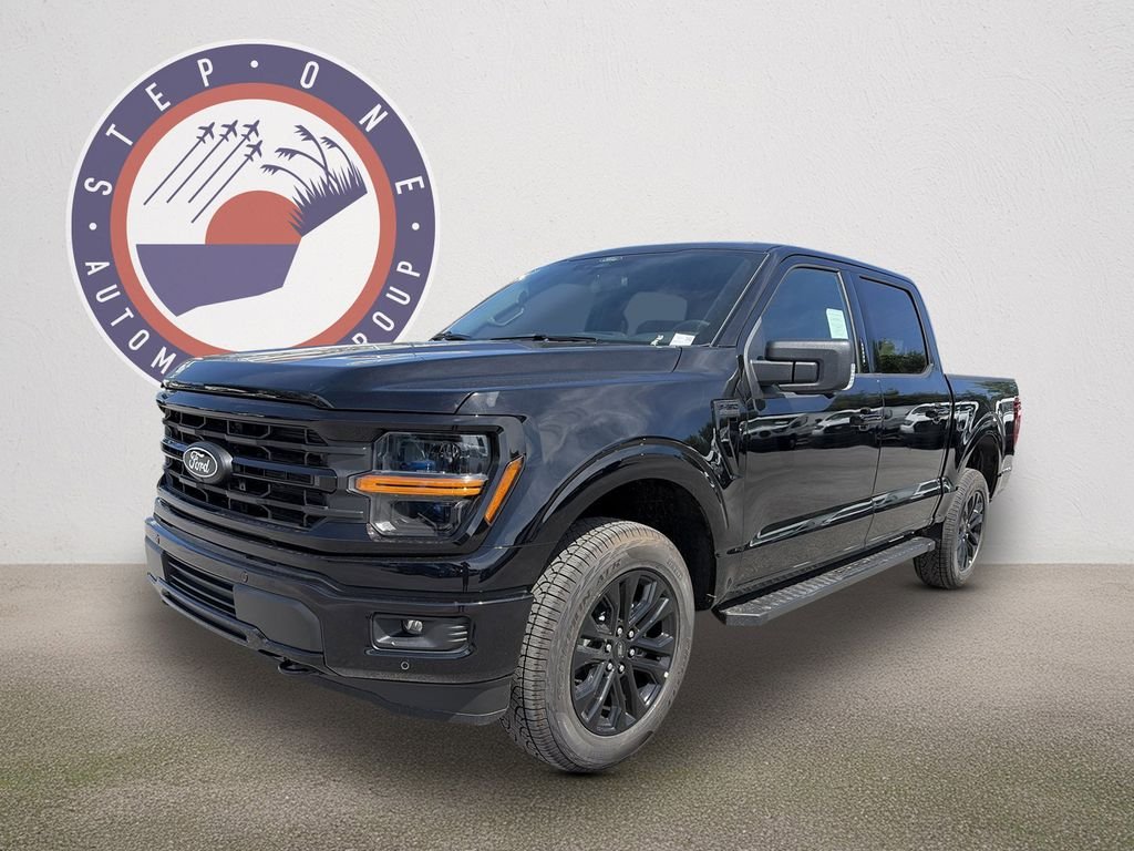 New 2026 Agate Black Metallic Ford XLT image 2