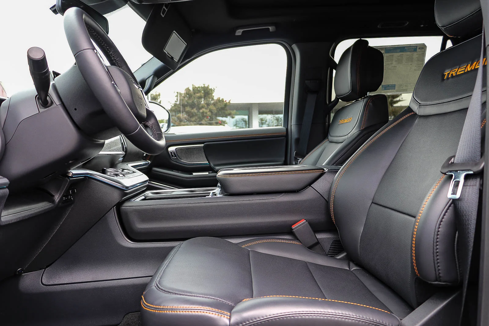 New 2026 Star White Metallic Tri-Coat Ford Tremor® image 20