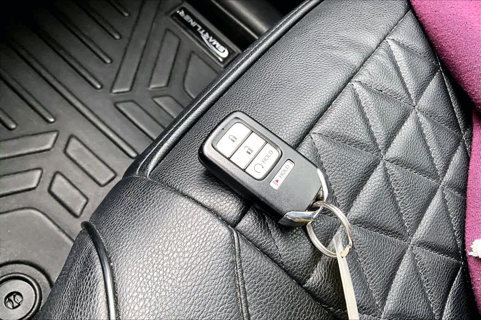 Used 2023 Lunar Silver Metallic Honda RTL-E image 12