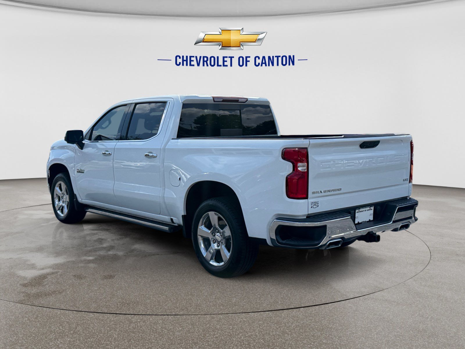2023 Chevrolet Silverado 1500 LTZ - Photo 7