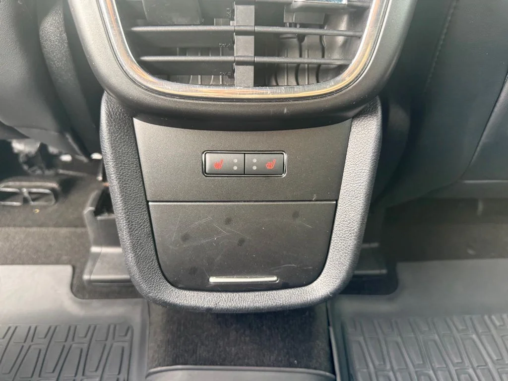Used 2019 Black Lincoln Reserve image 44