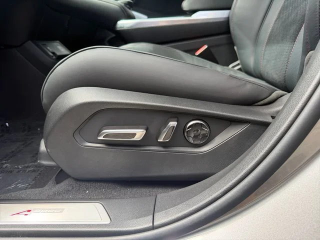 2026 Acura RDX A-Spec Package - Photo 9