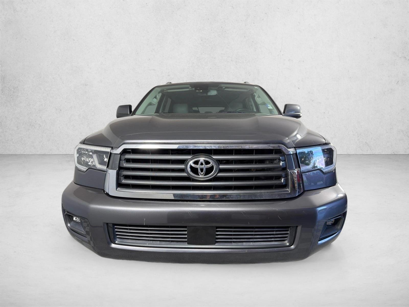 Used 2019 Magnetic Gray Metallic Toyota SR5 image 10
