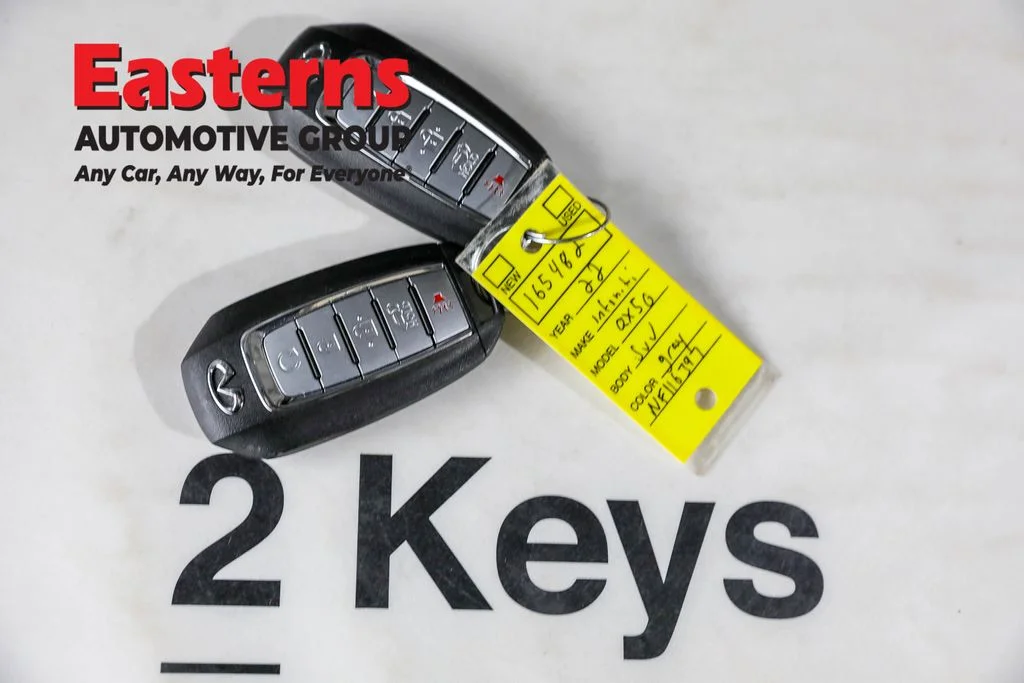 Used 2022 Gray INFINITI LUXE image 26