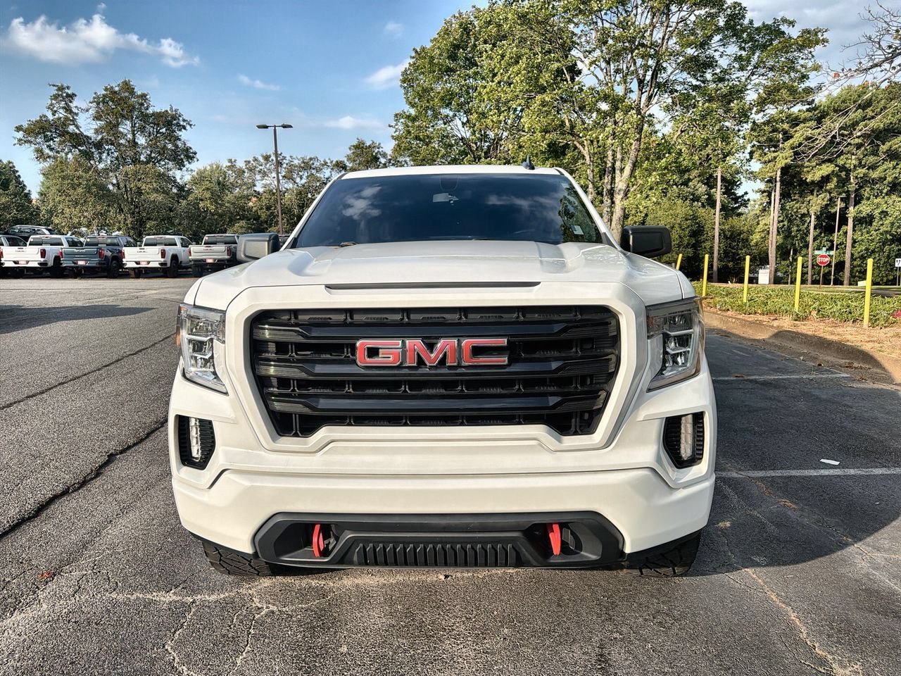 Used 2021 SUMMIT WHITE GMC Elevation image 3