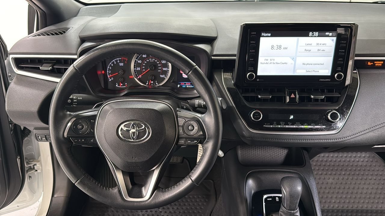 Used 2022 White Toyota SE Nightshade image 9