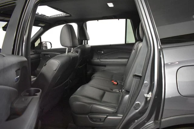 Used 2020 Gray Honda EX-L image 27