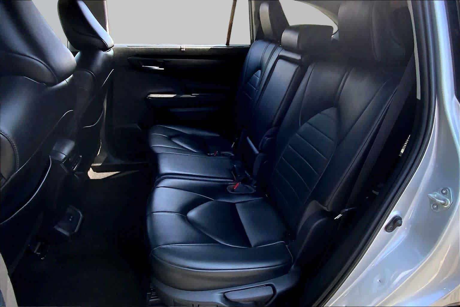 Used 2023 Celestial Silver Metallic Toyota Hybrid XLE image 21