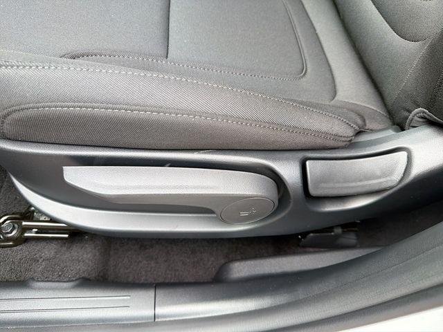 New 2026 White Hyundai SE FWD image 16