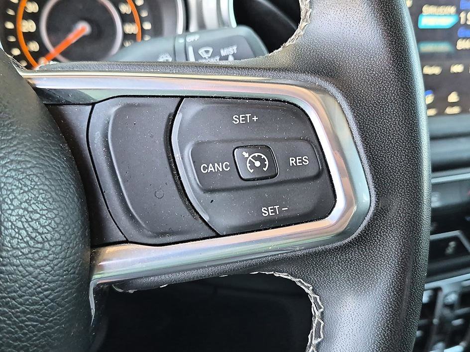 Used 2023 Gray Jeep Overland 4x4 image 16