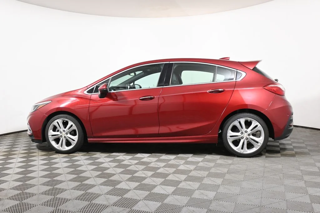 Used 2017 Red Chevrolet Premier image 2