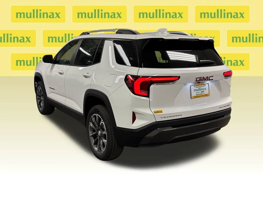 New 2027 Summit White GMC Elevation image 14