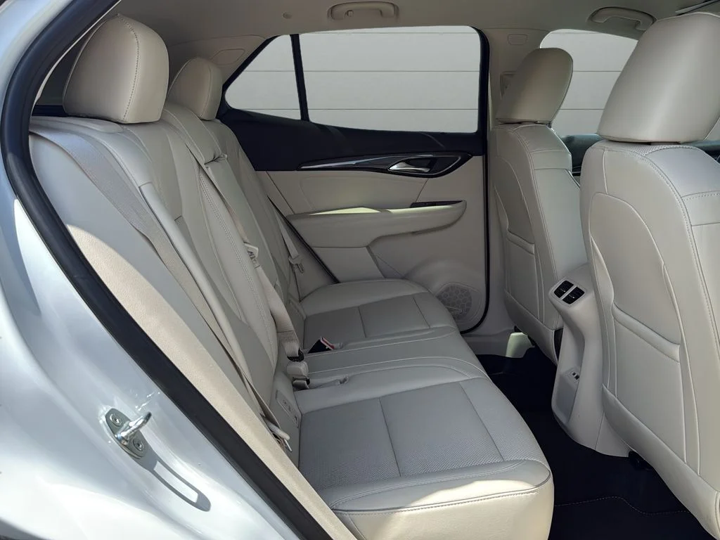 Used 2023 White Buick Essence image 14