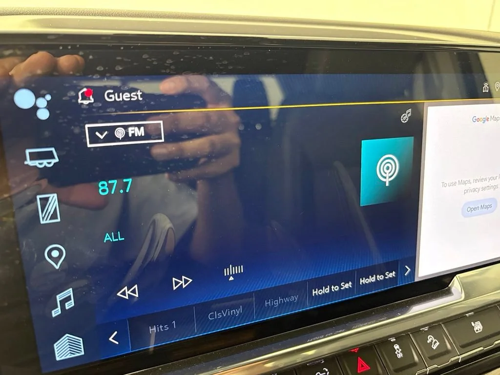 New 2026 Summit White Chevrolet LT image 31