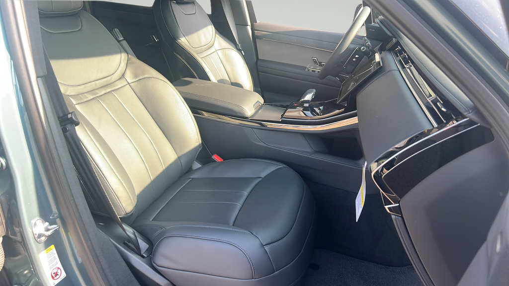 New 2026 Green Land Rover SE image 21