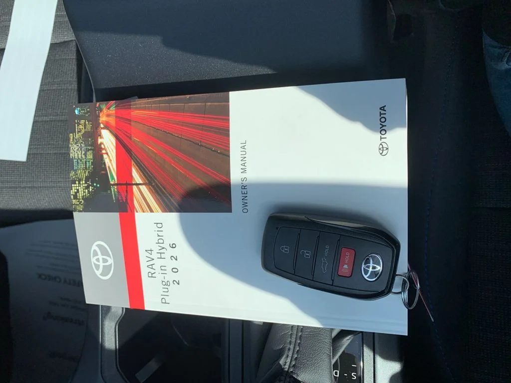 Used 2026  Toyota SE image 9