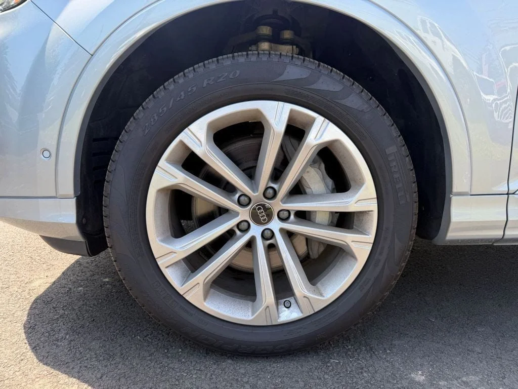 2025 Audi Q7 Premium Plus - Photo 8