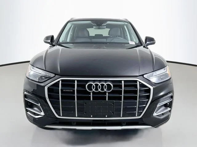 Used 2021  Audi 45 Premium image 2