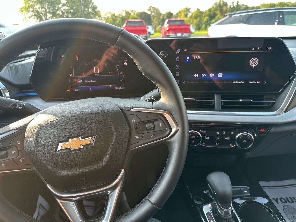 Used 2024 Gray Chevrolet LT image 14
