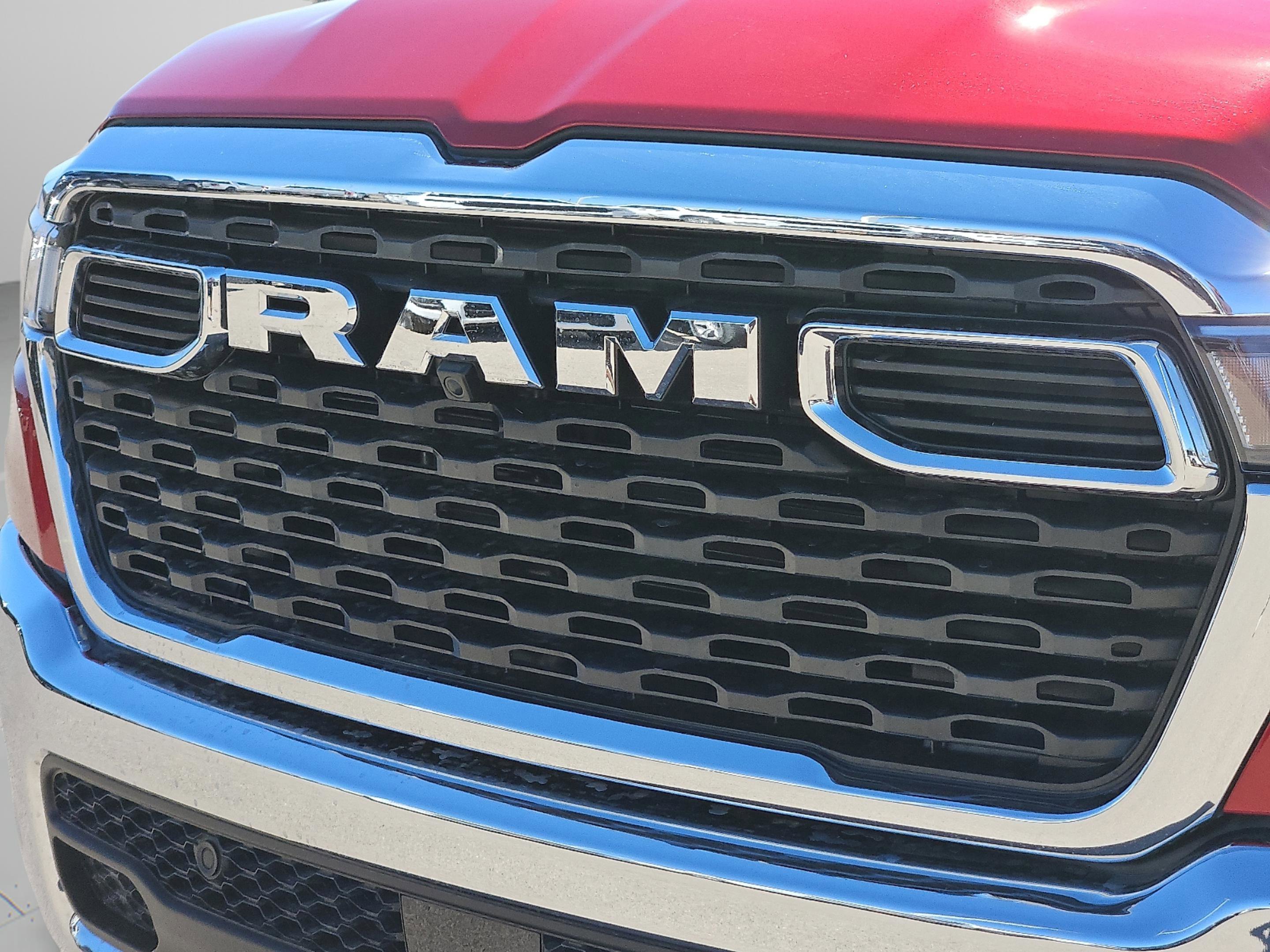 New 2026 Molten Red Pearl-Coat Exterior Paint RAM Lone Star image 7