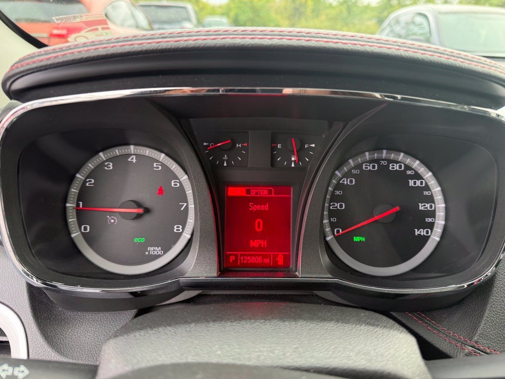 Used 2015 White GMC Denali image 8