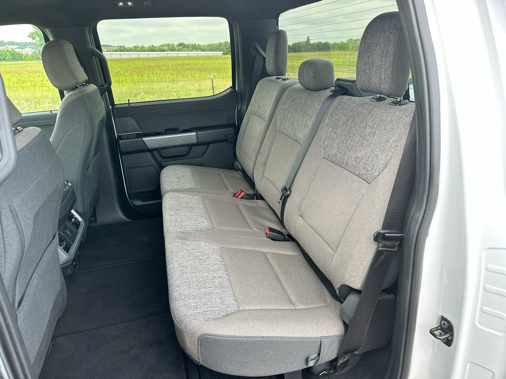 Used 2024 Oxford White Ford XLT image 20