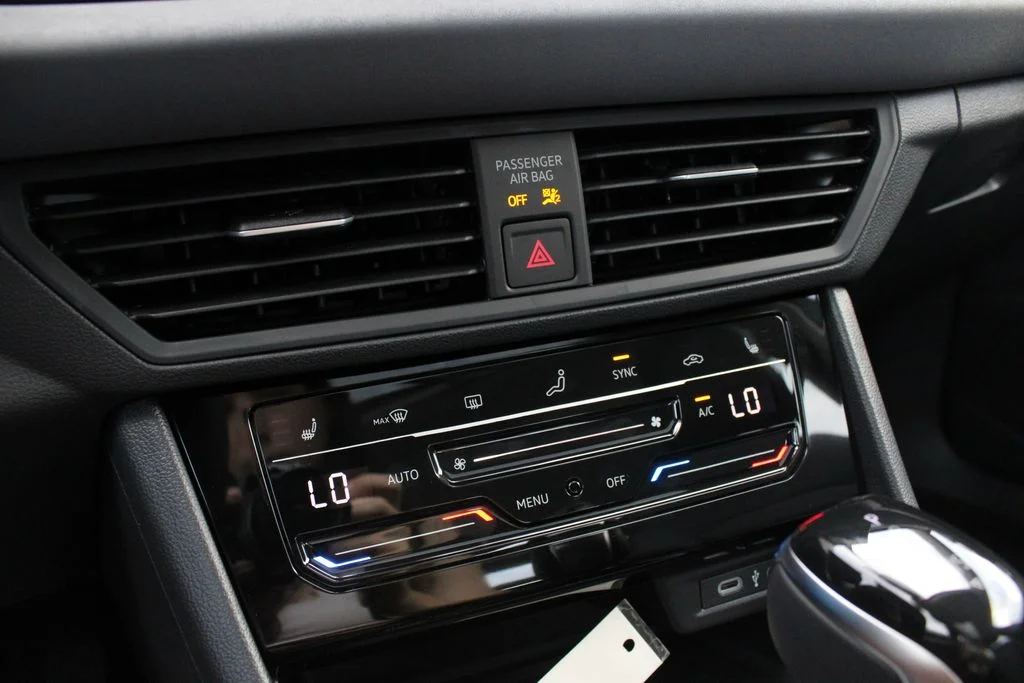 New 2027 Gray Volkswagen 1.5T SE image 17