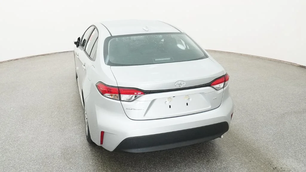 New 2026 Classic Silver Metallic Toyota LE image 4