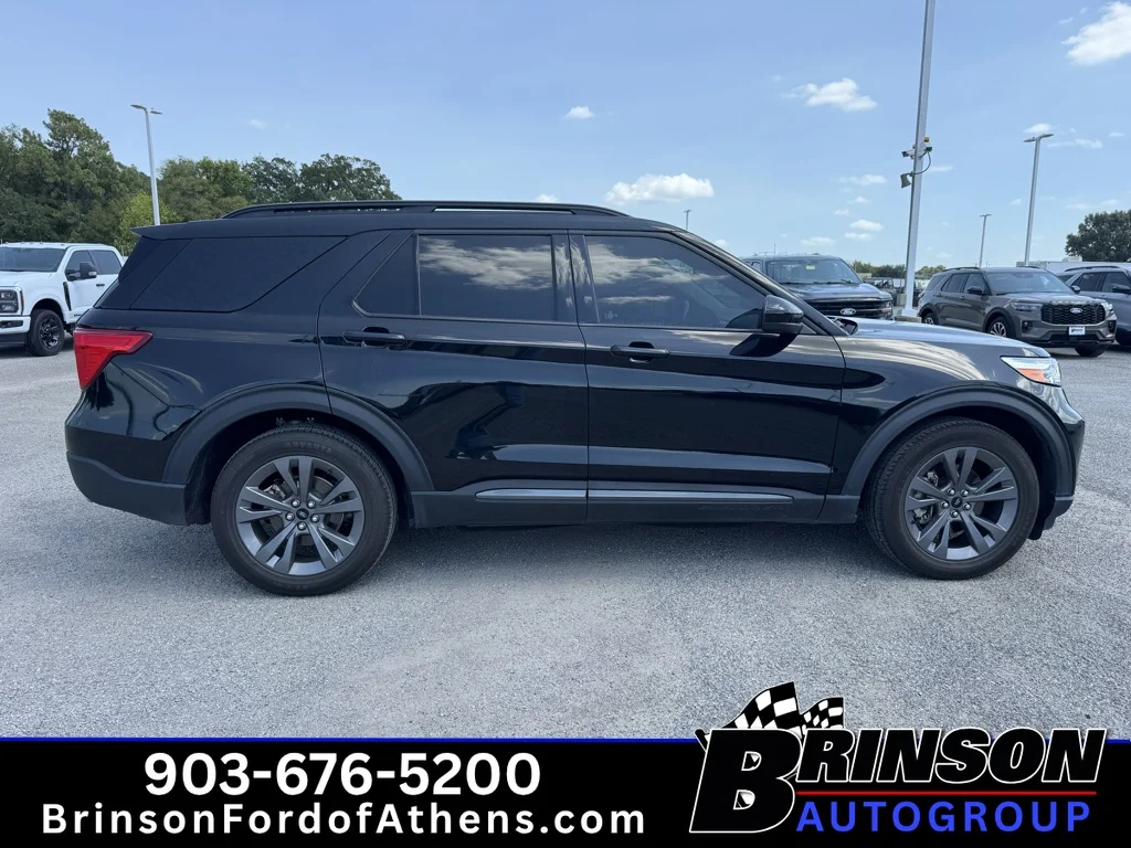 Certified Used 2023 Agate Black Metallic Ford XLT image 4