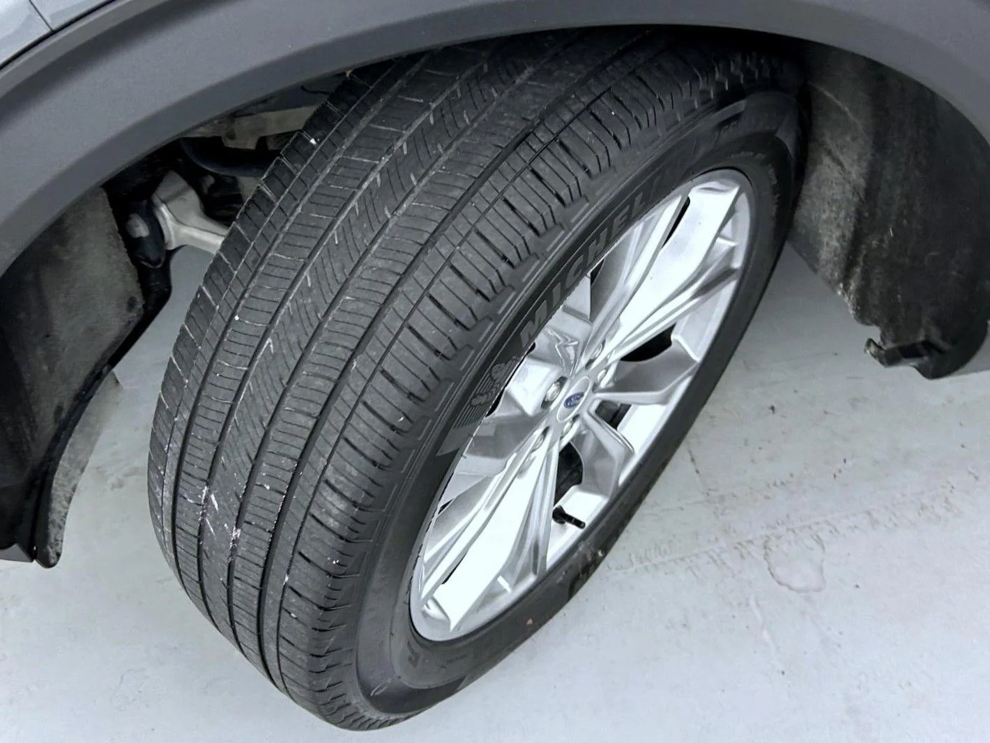 Used 2024 Gray Ford XLT image 23