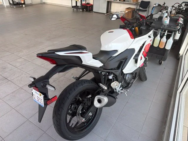 Used 2026  Yamaha Motorcycle image 2