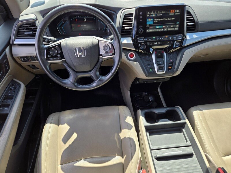 Used 2018 Deep Scarlet Pearl Honda EX-L AUTO image 12