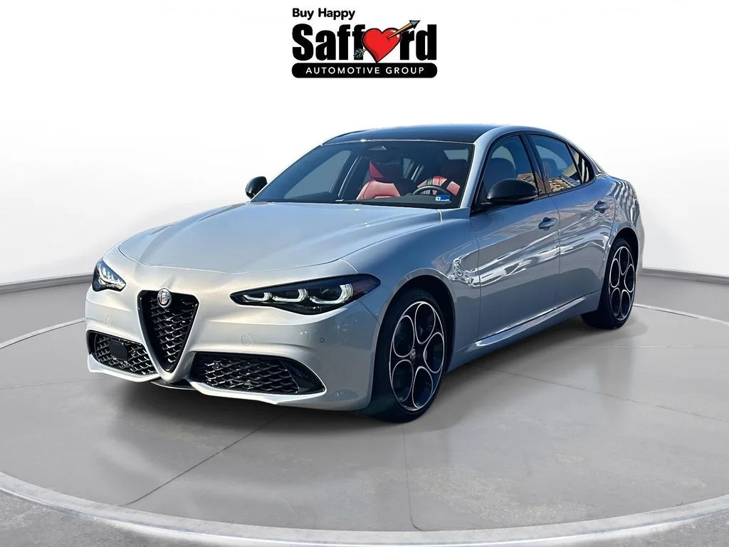 New 2026 Moonlight Gray Metallic Exterior Paint Alfa Romeo Base image 1