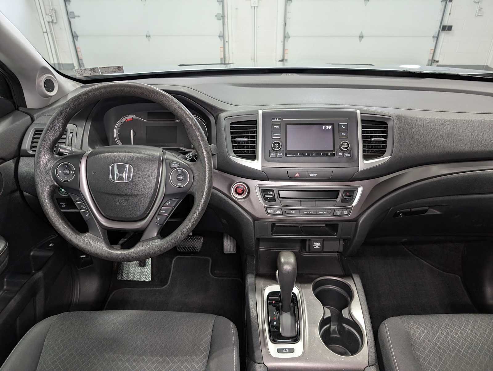 Used 2017 Lunar Silver Metallic Honda RT image 16