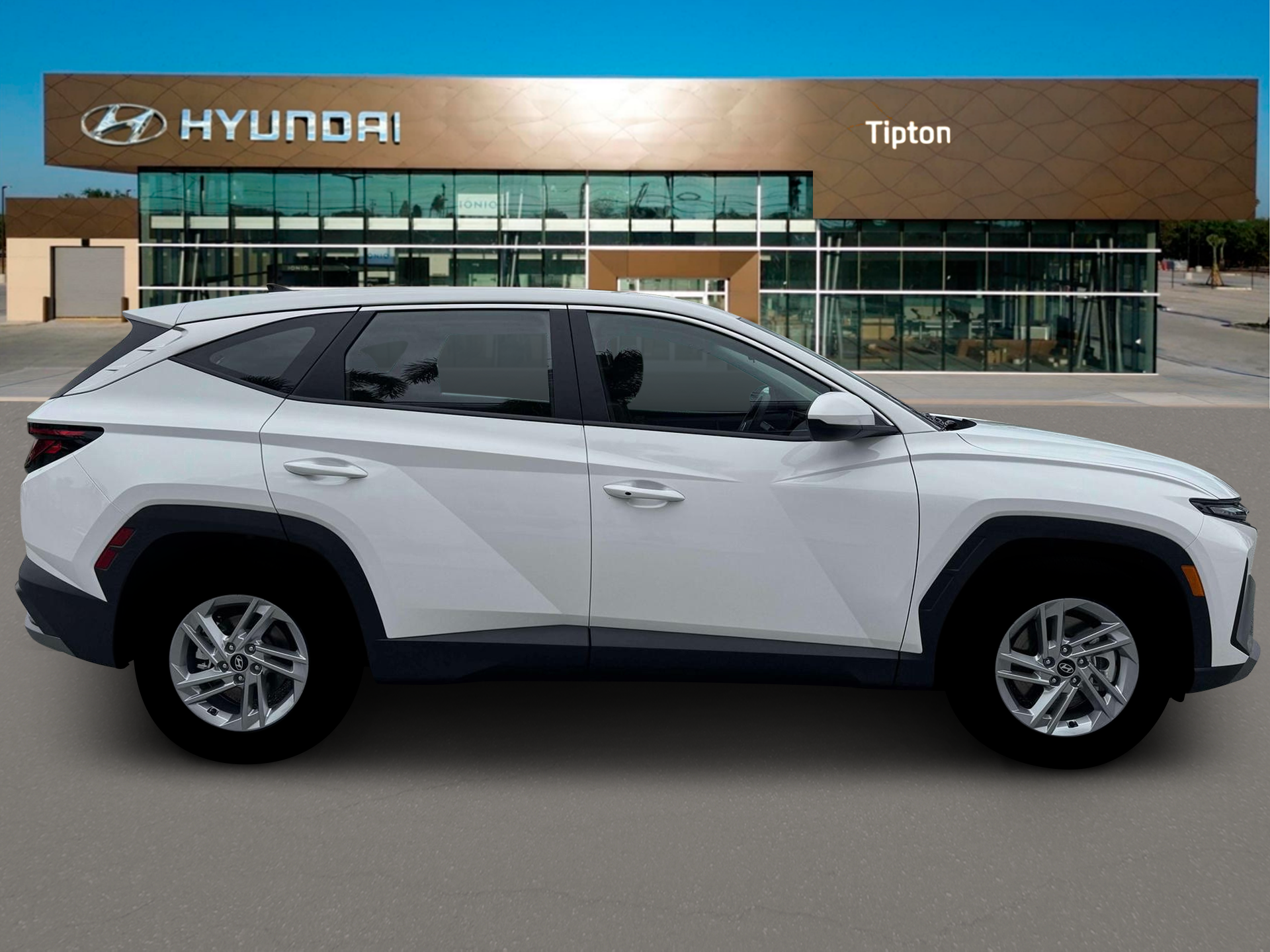 2026 Hyundai Tucson SE - Photo 9