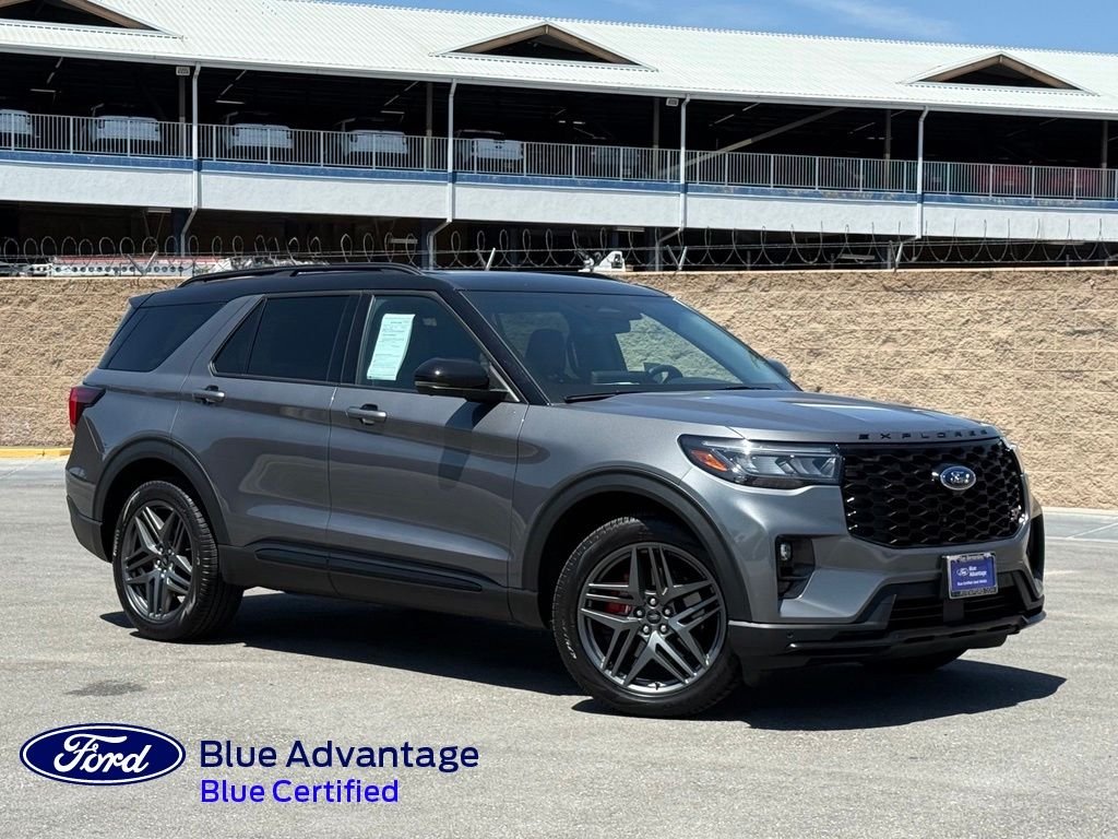 2025 Ford Explorer