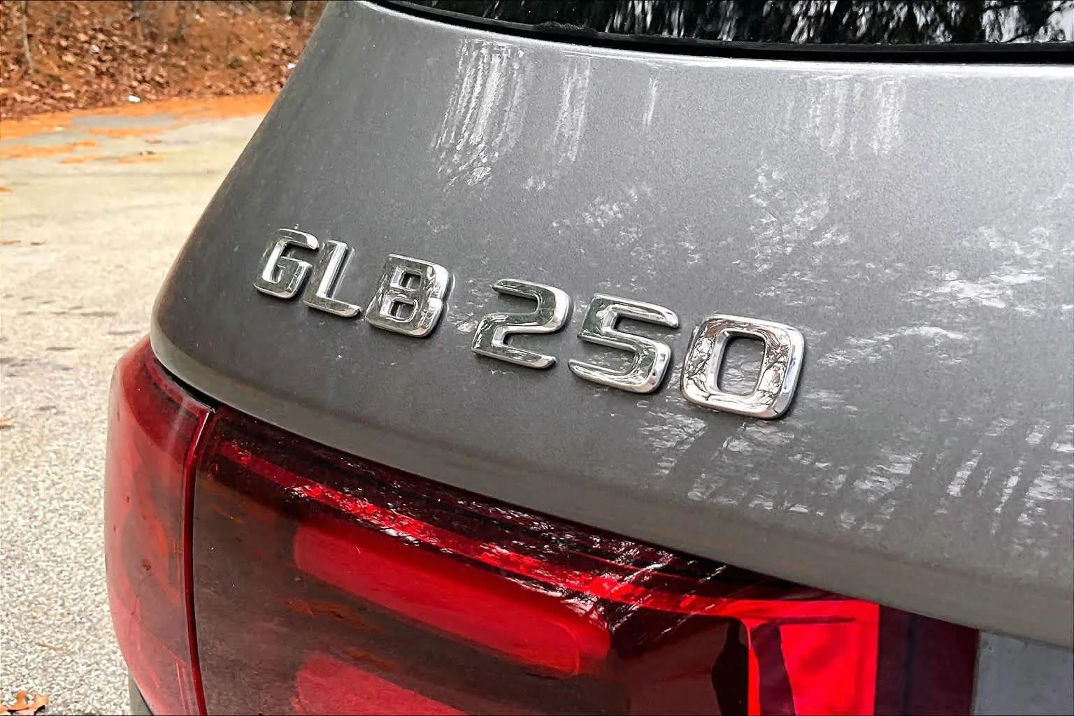 New 2026 Mountain Grey Metallic Mercedes-Benz GLB 250 image 7