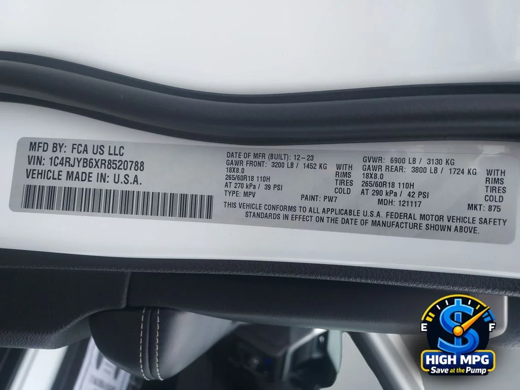 Used 2024 White Jeep 4xe image 36