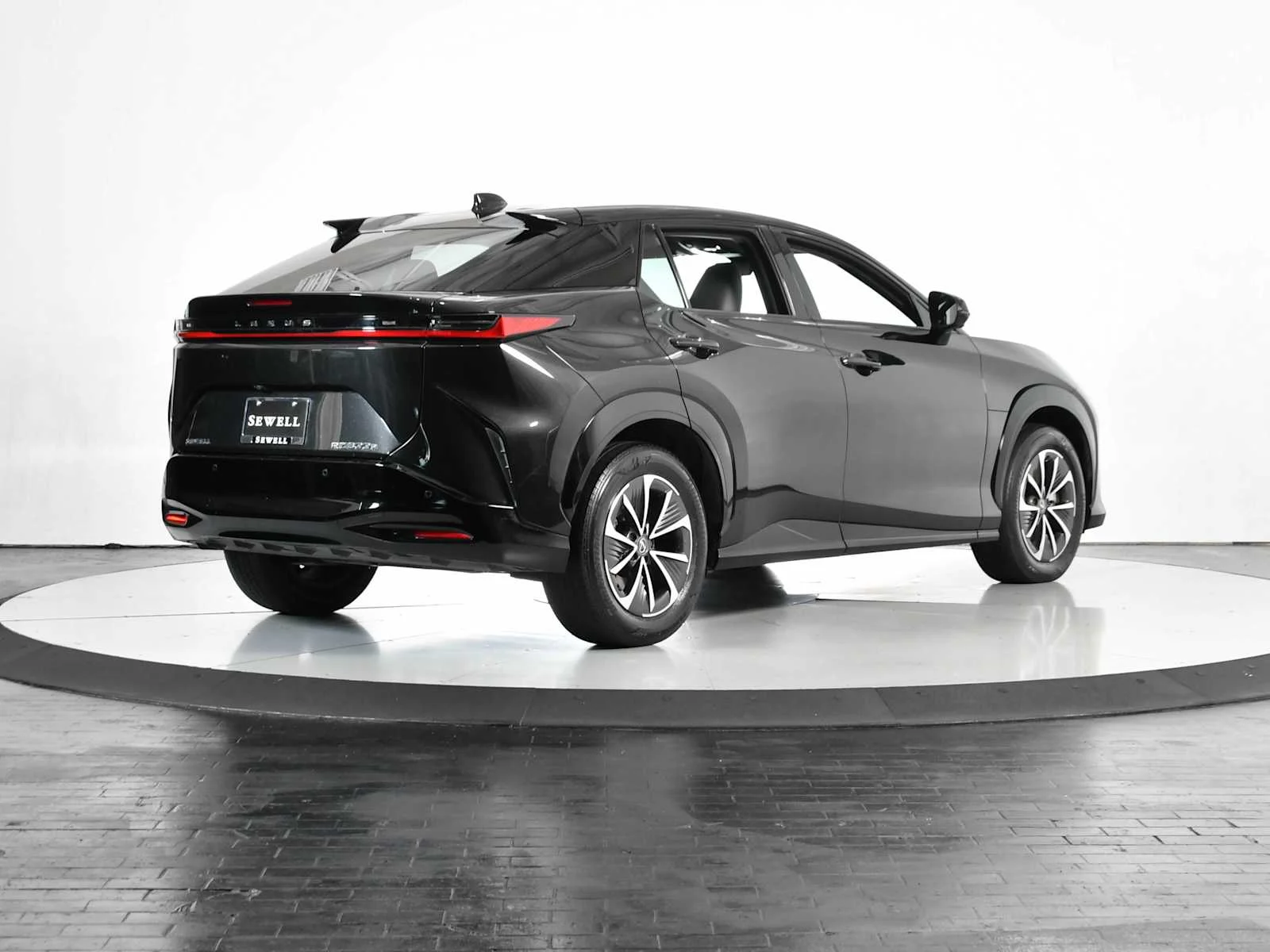 Certified Used 2024 CAVIAR Lexus Premium image 7
