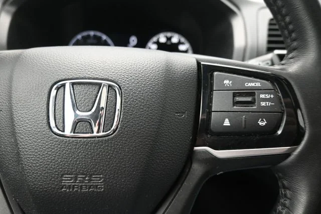 2025 Honda Odyssey EX-L - Photo 30